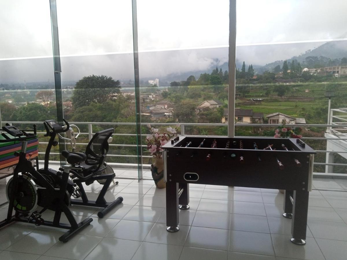 Villa Kaca 88 Cianjur Eksteriør billede