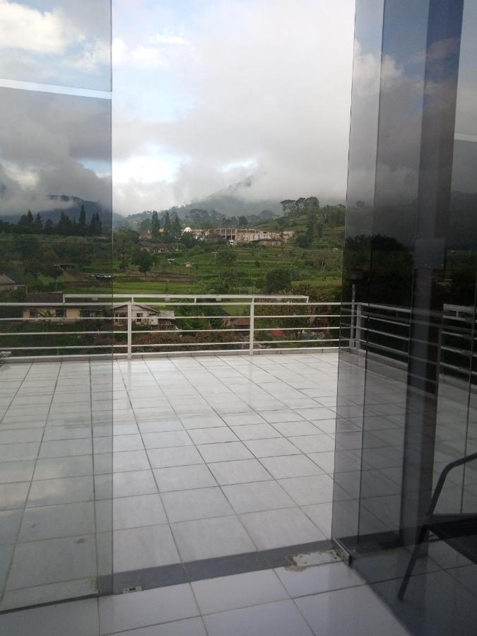 Villa Kaca 88 Cianjur Eksteriør billede