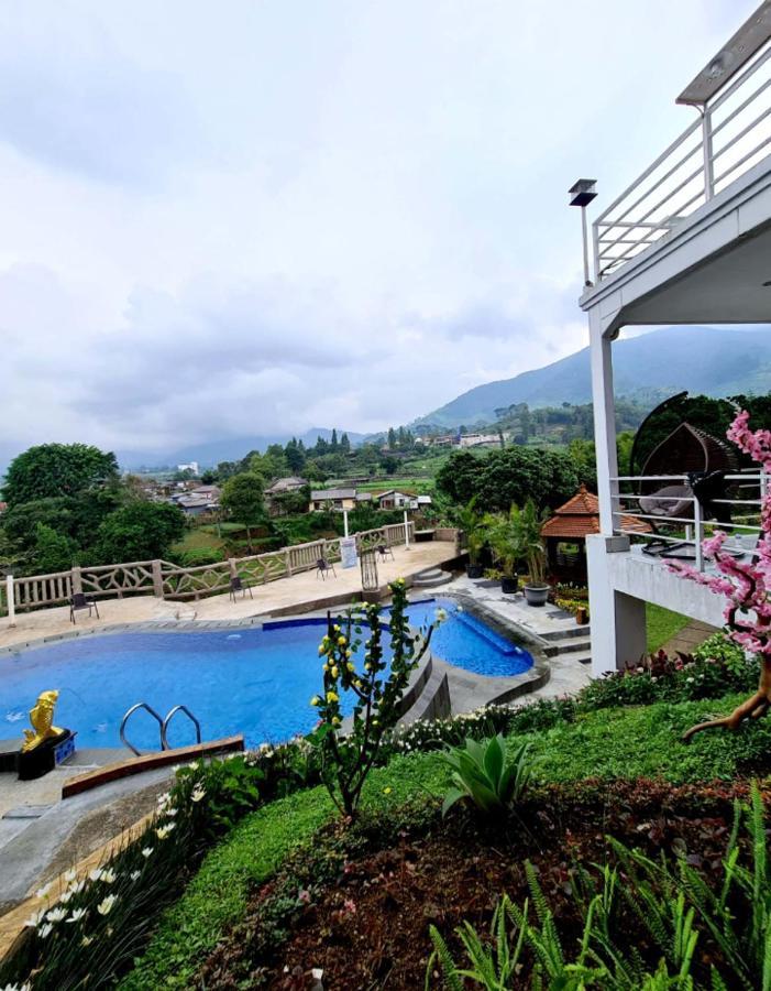 Villa Kaca 88 Cianjur Eksteriør billede